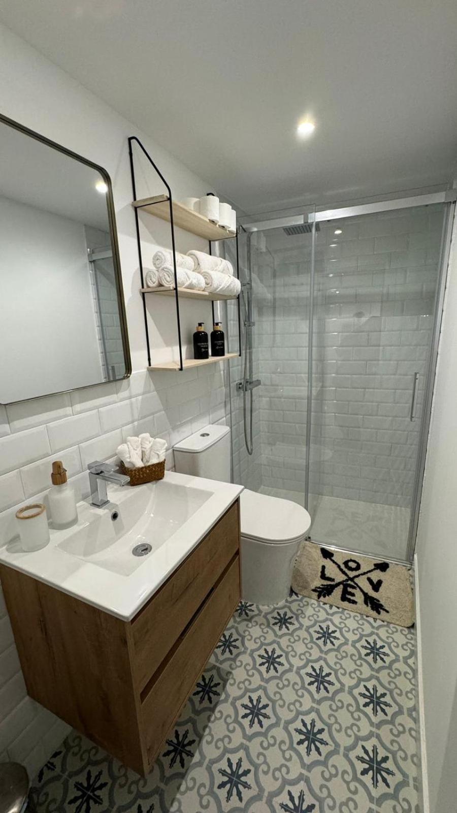 Apartamentos Urbanin II Plaza De San Pedro Cudillero Exteriör bild